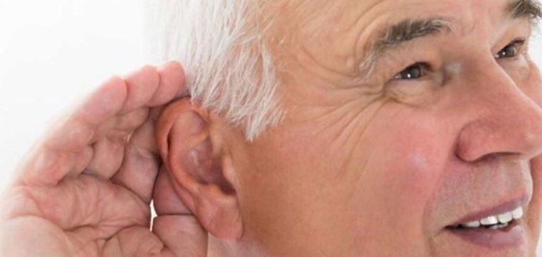 communicating elderly with hearing problems